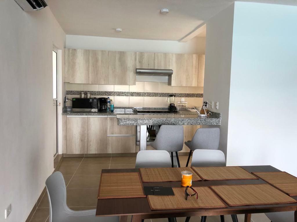 Apartamento Departamento De Lujo 3 Recamaras En Exclente Ubicacion Cancún Exterior foto